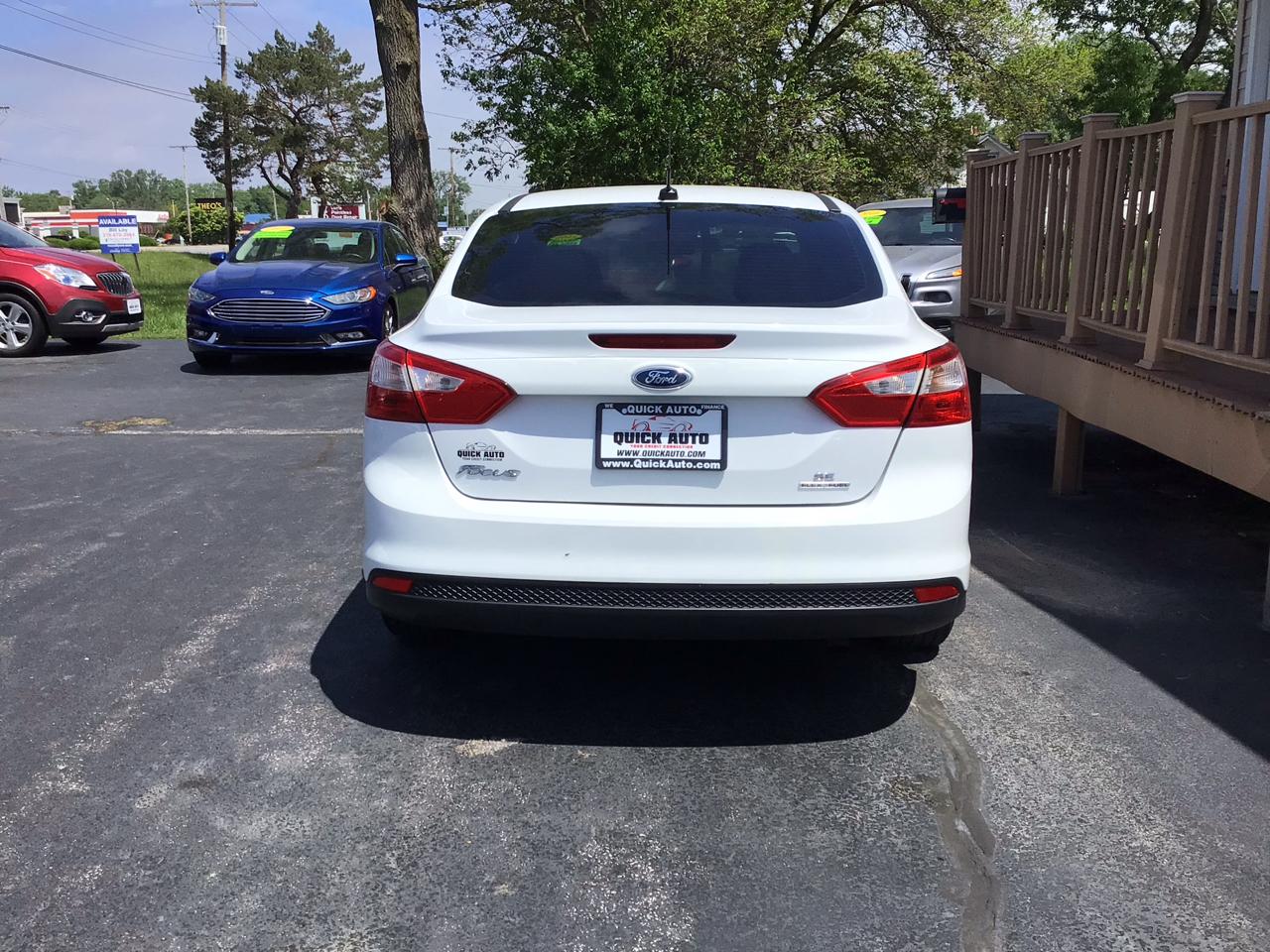 Ford Focus 4dr Sdn SE 2014