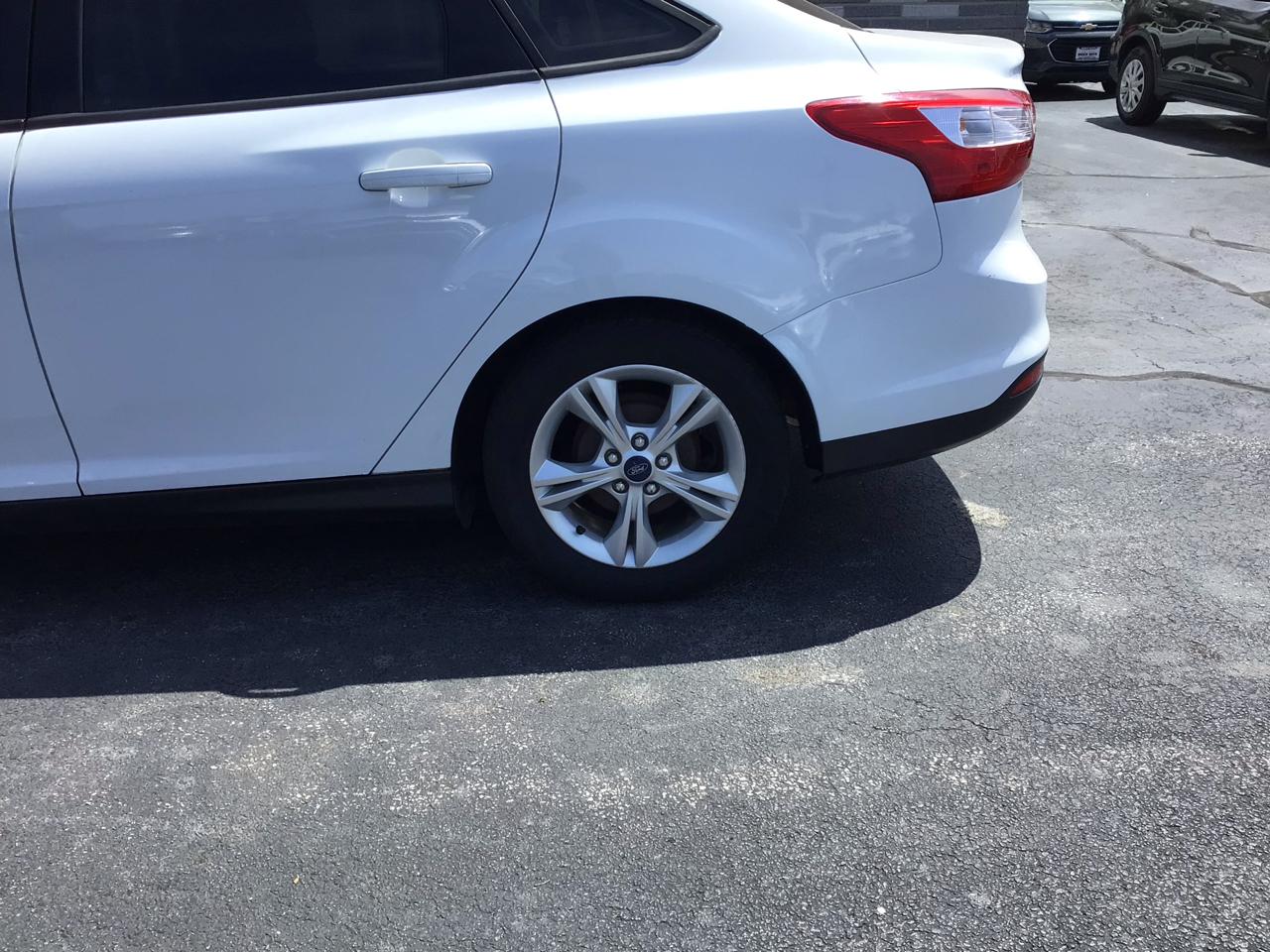 Ford Focus 4dr Sdn SE 2014