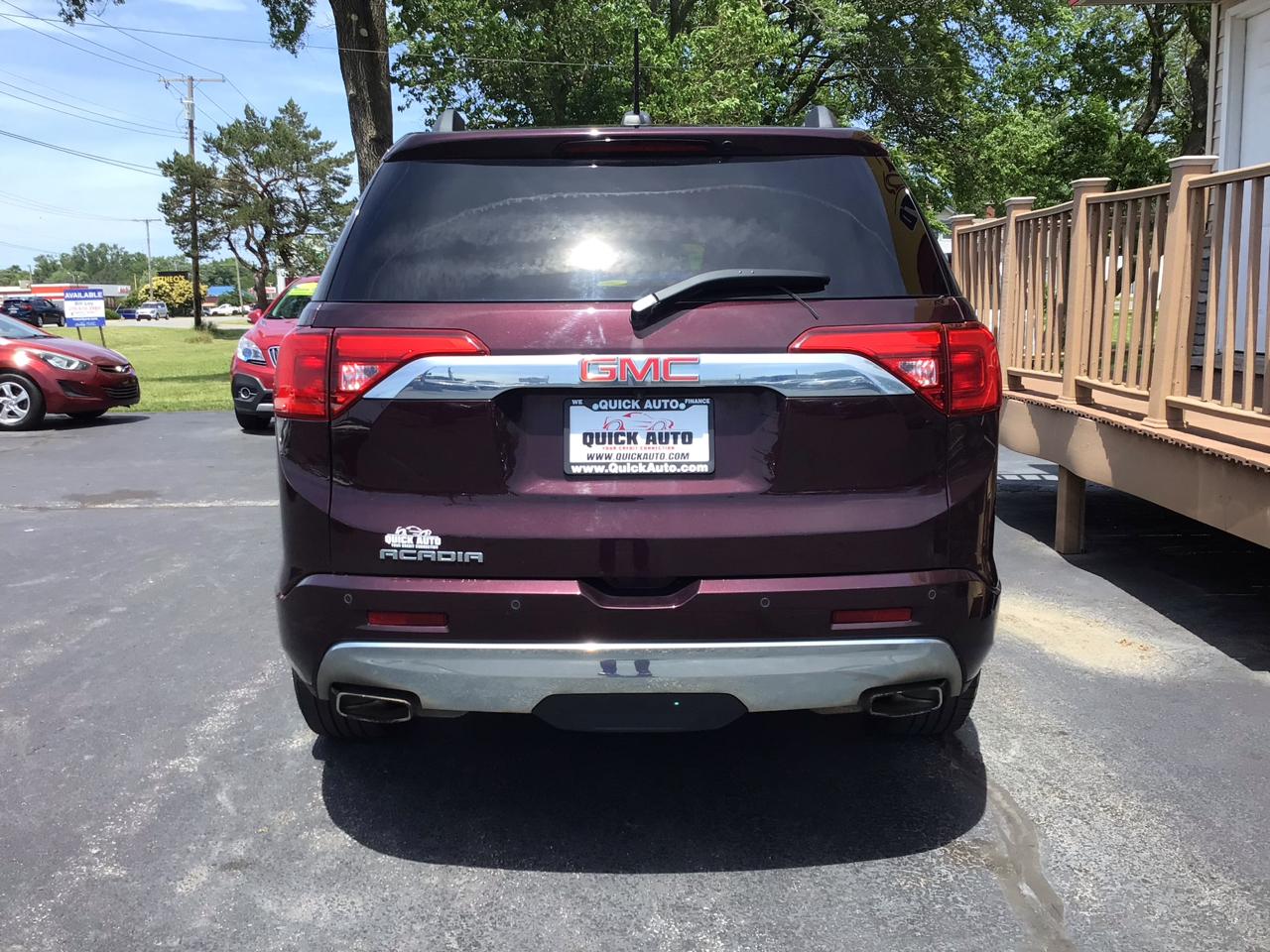 GMC Acadia FWD 4dr Denali 2017