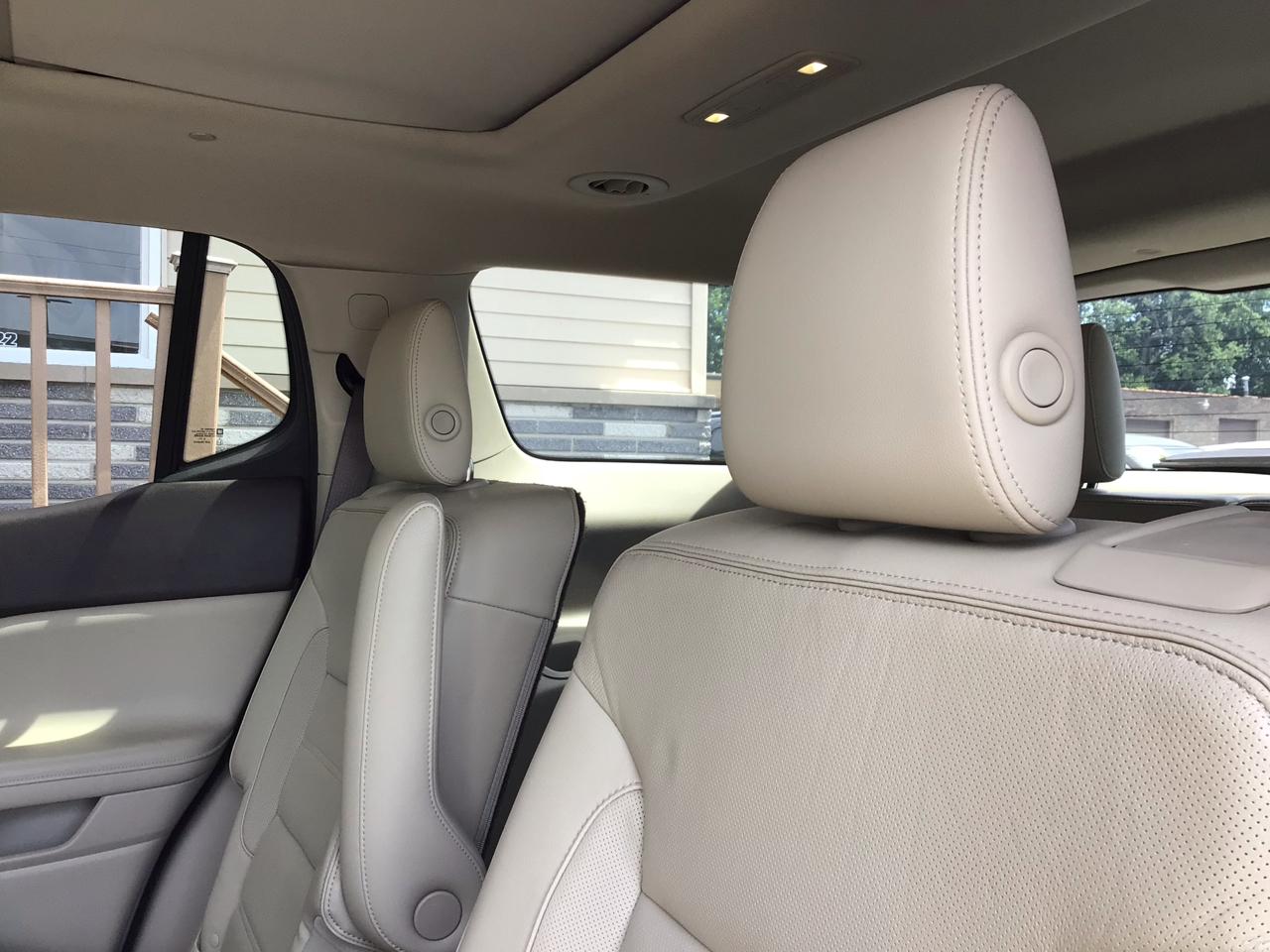GMC Acadia FWD 4dr Denali 2017