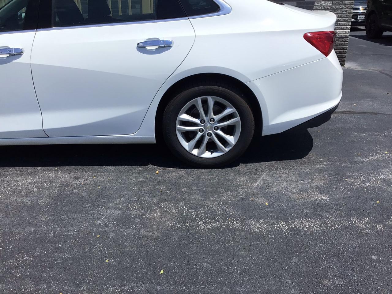 Chevrolet Malibu 4dr Sdn LT w/1LT 2017