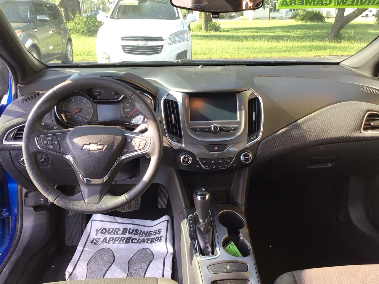 Chevrolet Cruze 4dr Sdn 1.4L LT w/1SD 2017