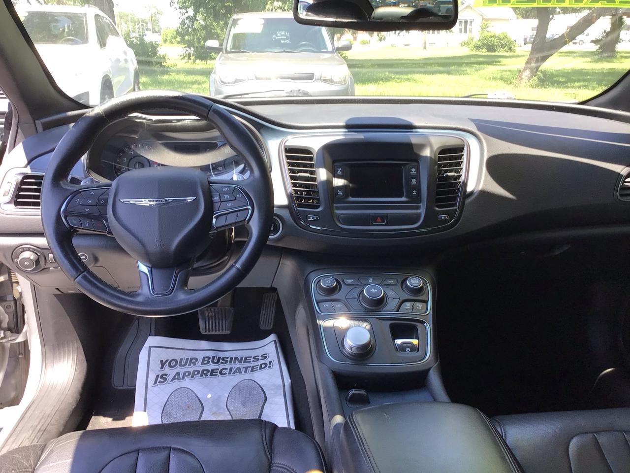 Chrysler 200 4dr Sdn S FWD 2015
