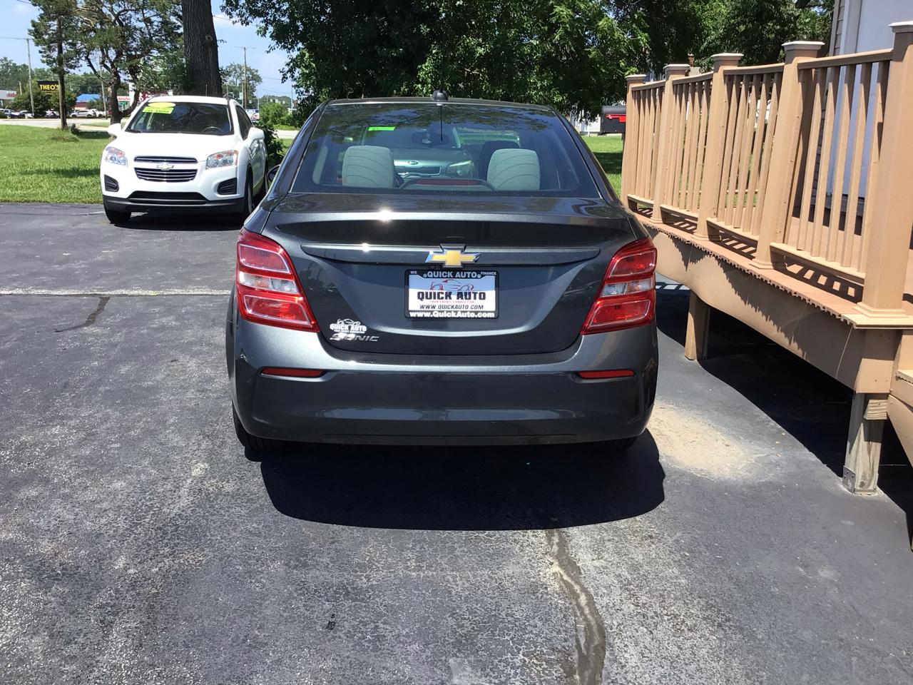 Chevrolet Sonic 4dr Sdn Auto LS 2017