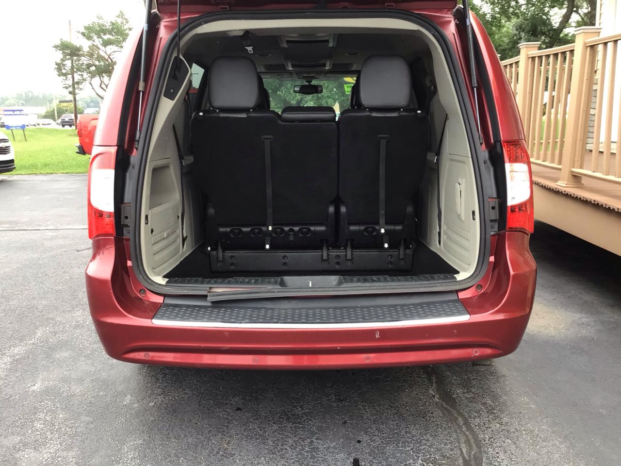 Chrysler Town & Country 4dr Wgn Touring-L 2014