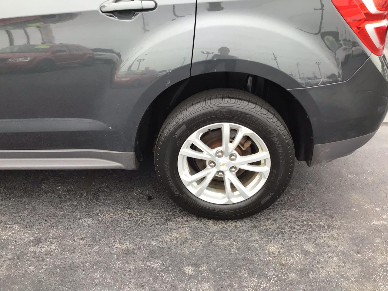 Chevrolet Equinox FWD 4dr LT w/1LT 2017