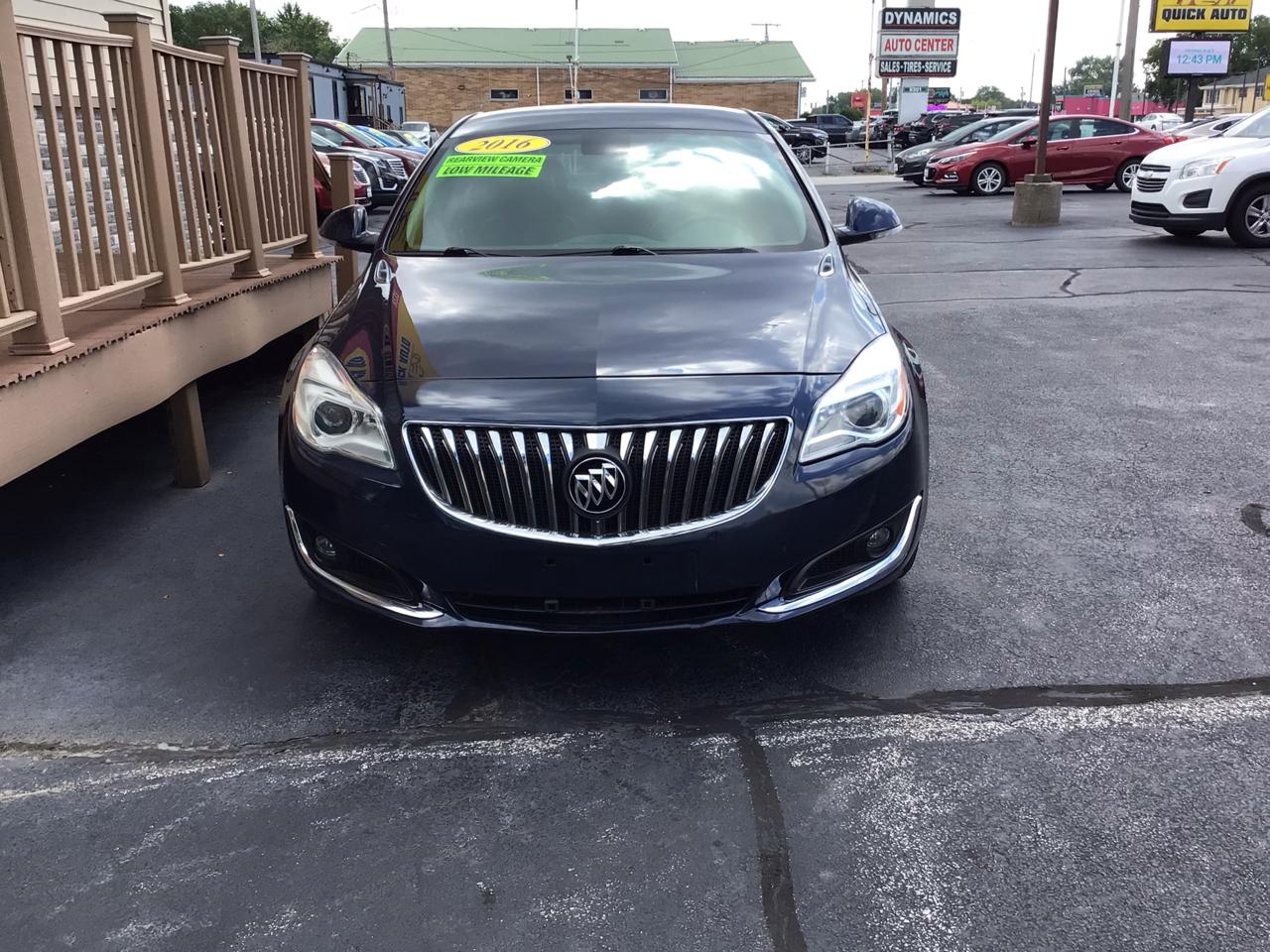 Buick Regal 4dr Sdn Premium II FWD 2016