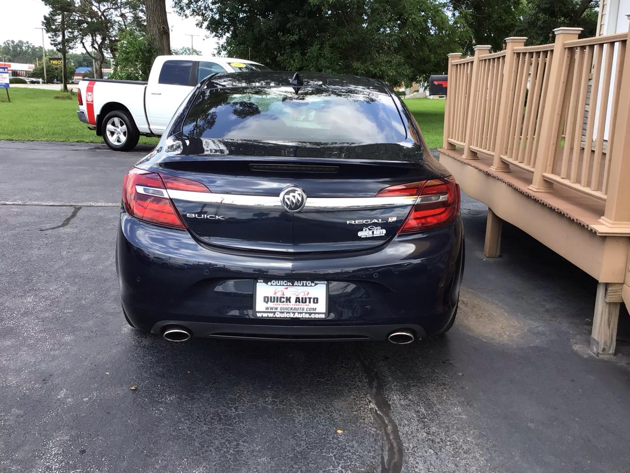 Buick Regal 4dr Sdn Premium II FWD 2016