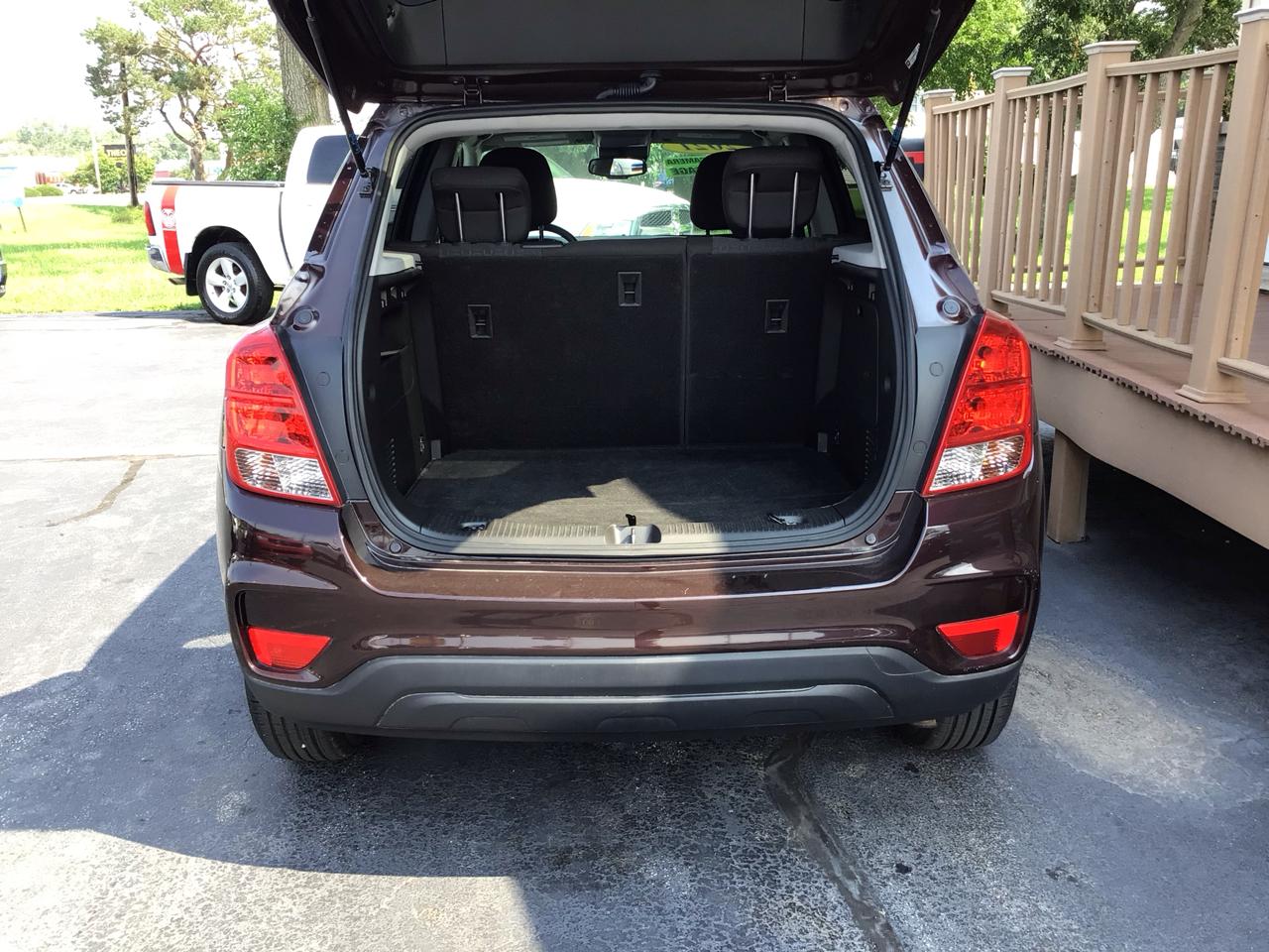Chevrolet Trax FWD 4dr LS 2021