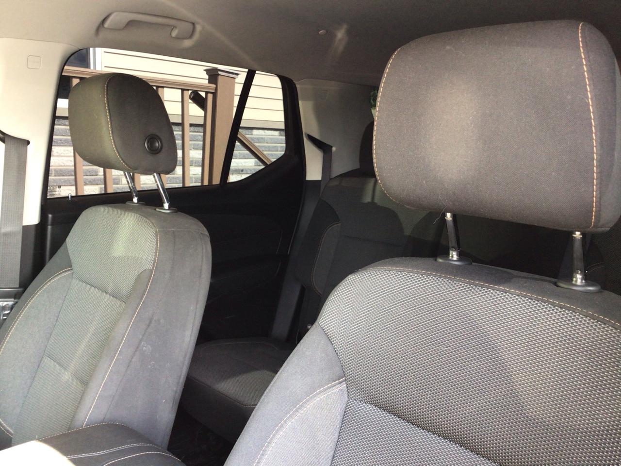 Chevrolet Traverse FWD 4dr LS w/1LS 2020