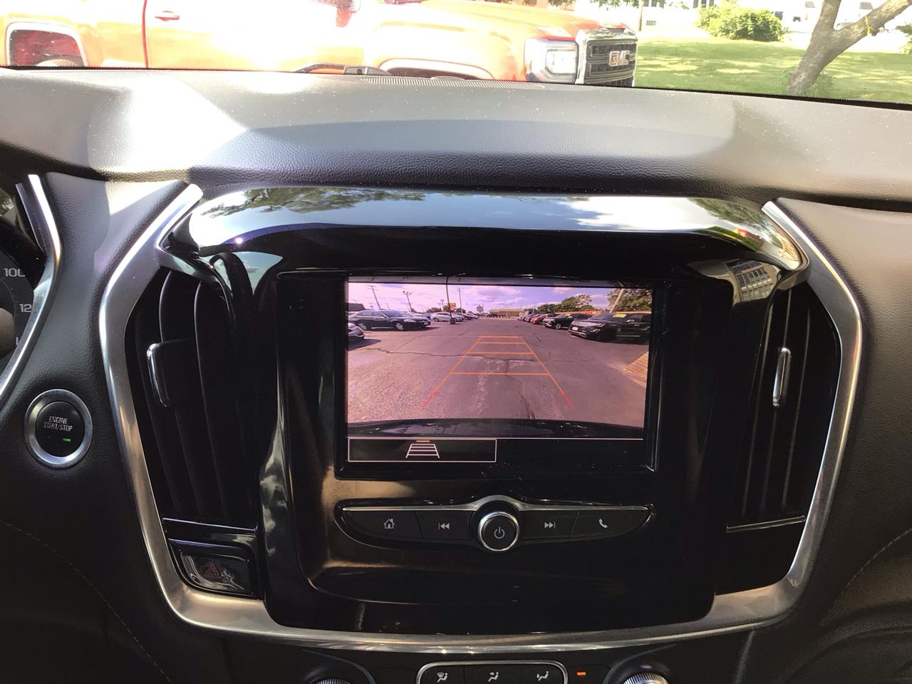 Chevrolet Traverse FWD 4dr LS w/1LS 2020