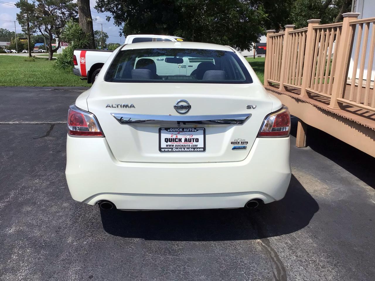 Nissan Altima 4dr Sdn I4 2.5 SV 2014