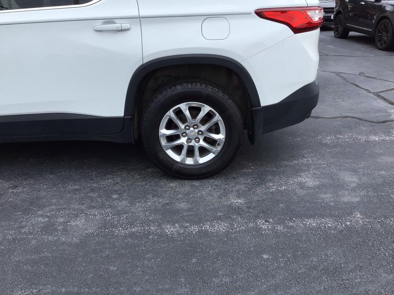 Chevrolet Traverse FWD 4dr LS w/1LS 2018