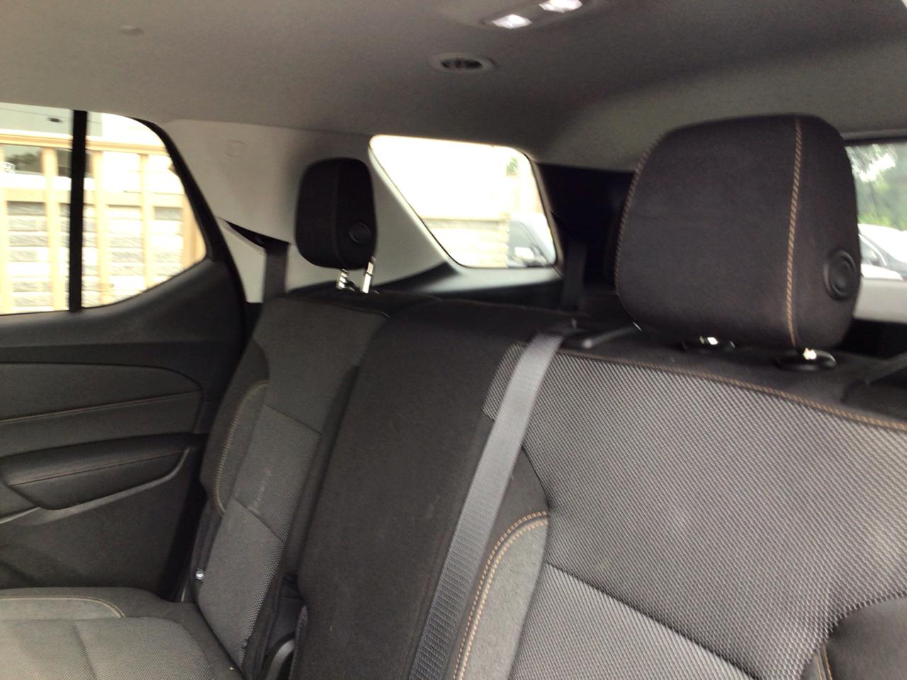 Chevrolet Traverse FWD 4dr LS w/1LS 2018