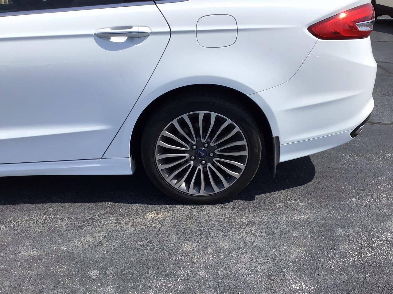 Ford Fusion SE FWD 2017