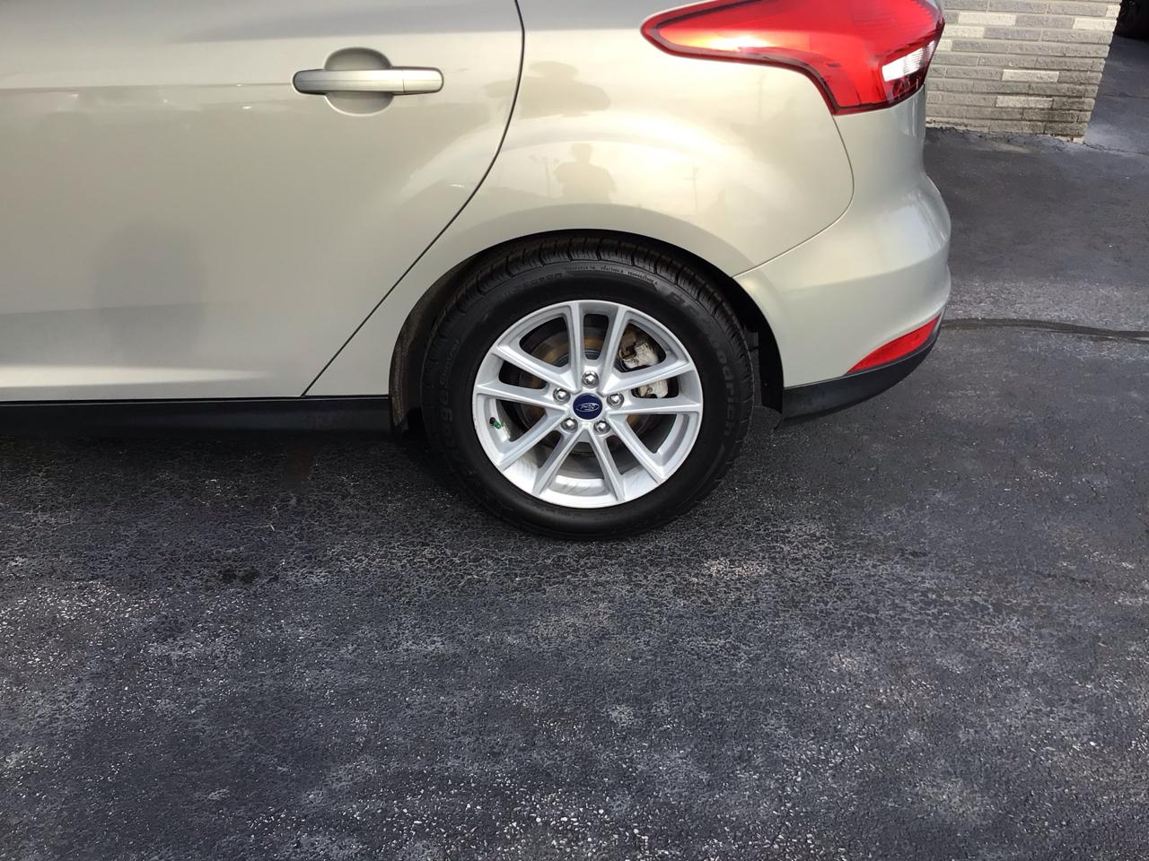 Ford Focus 5dr HB SE 2015