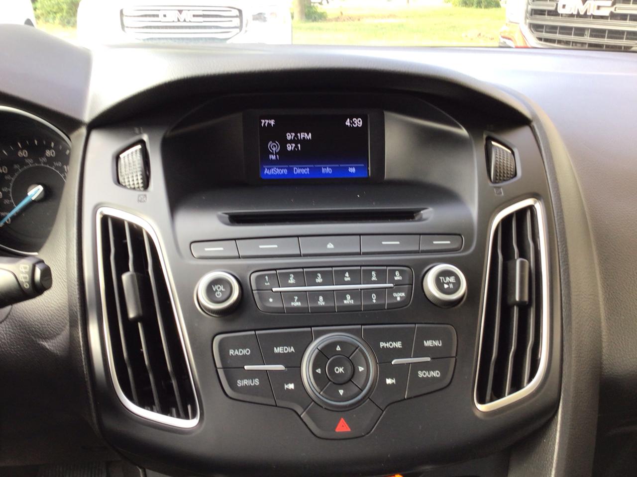 Ford Focus 5dr HB SE 2015
