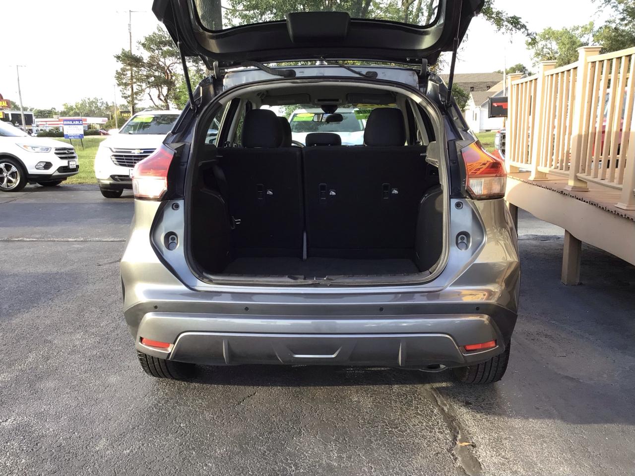 Nissan Kicks S FWD 2022
