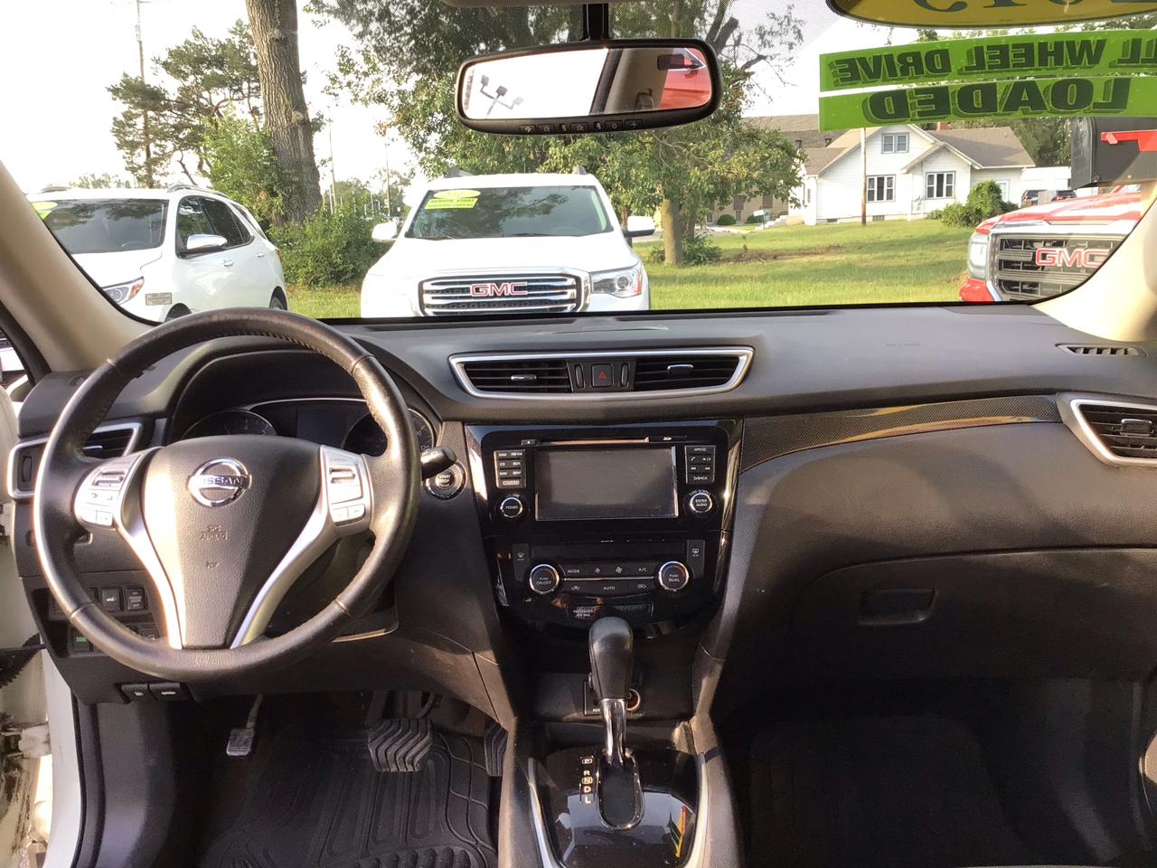 Nissan Rogue AWD 4dr SV 2015