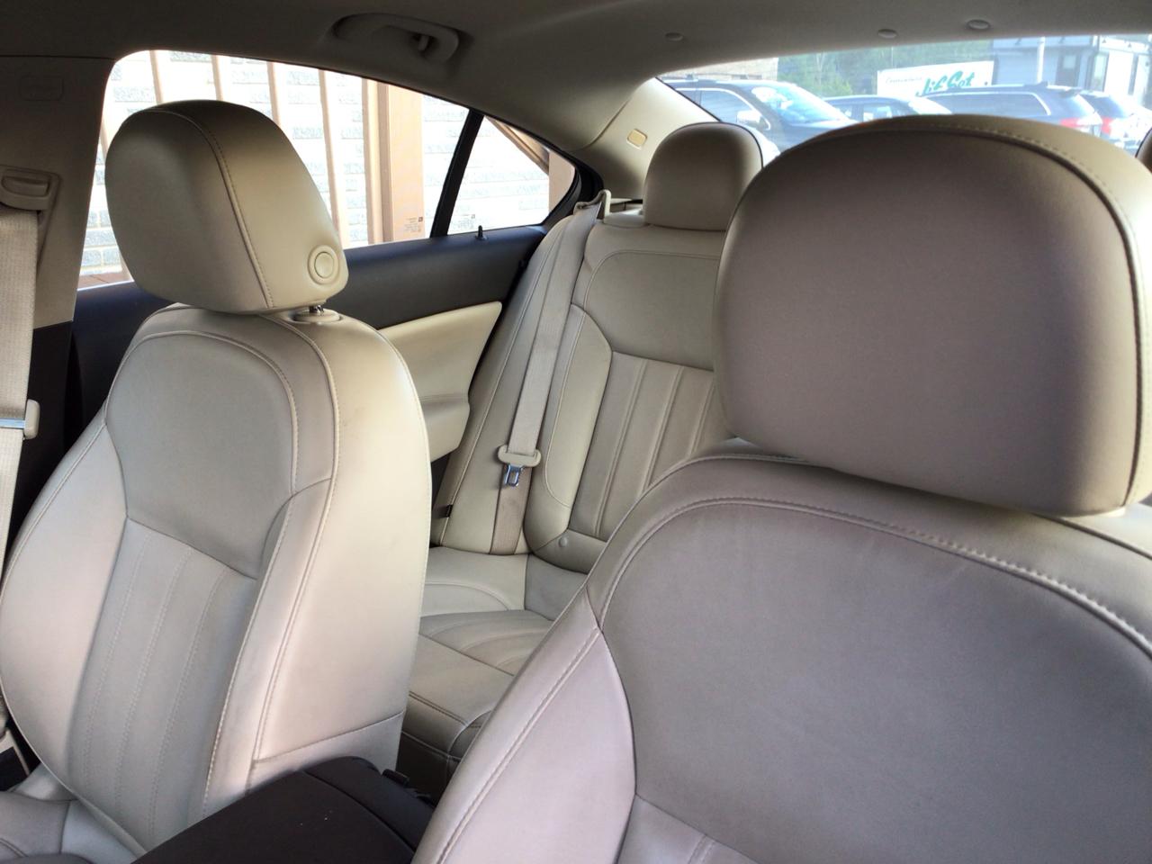 Buick Regal 4dr Sdn Premium II FWD 2016