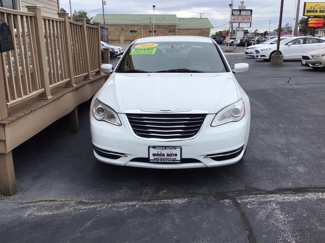 Chrysler 200 4dr Sdn LX 2014