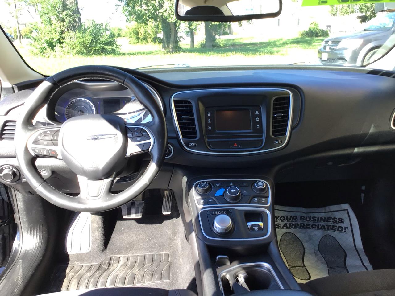 Chrysler 200 Touring FWD 2017