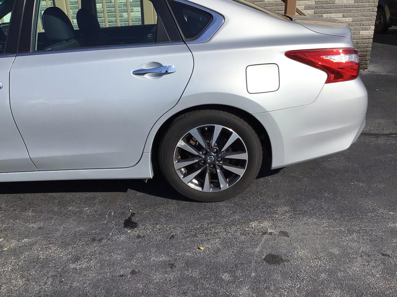 Nissan Altima 2.5 SV Sedan 2017