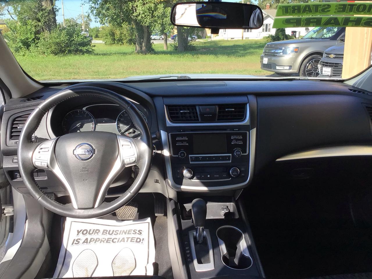 Nissan Altima 2.5 SV Sedan 2017