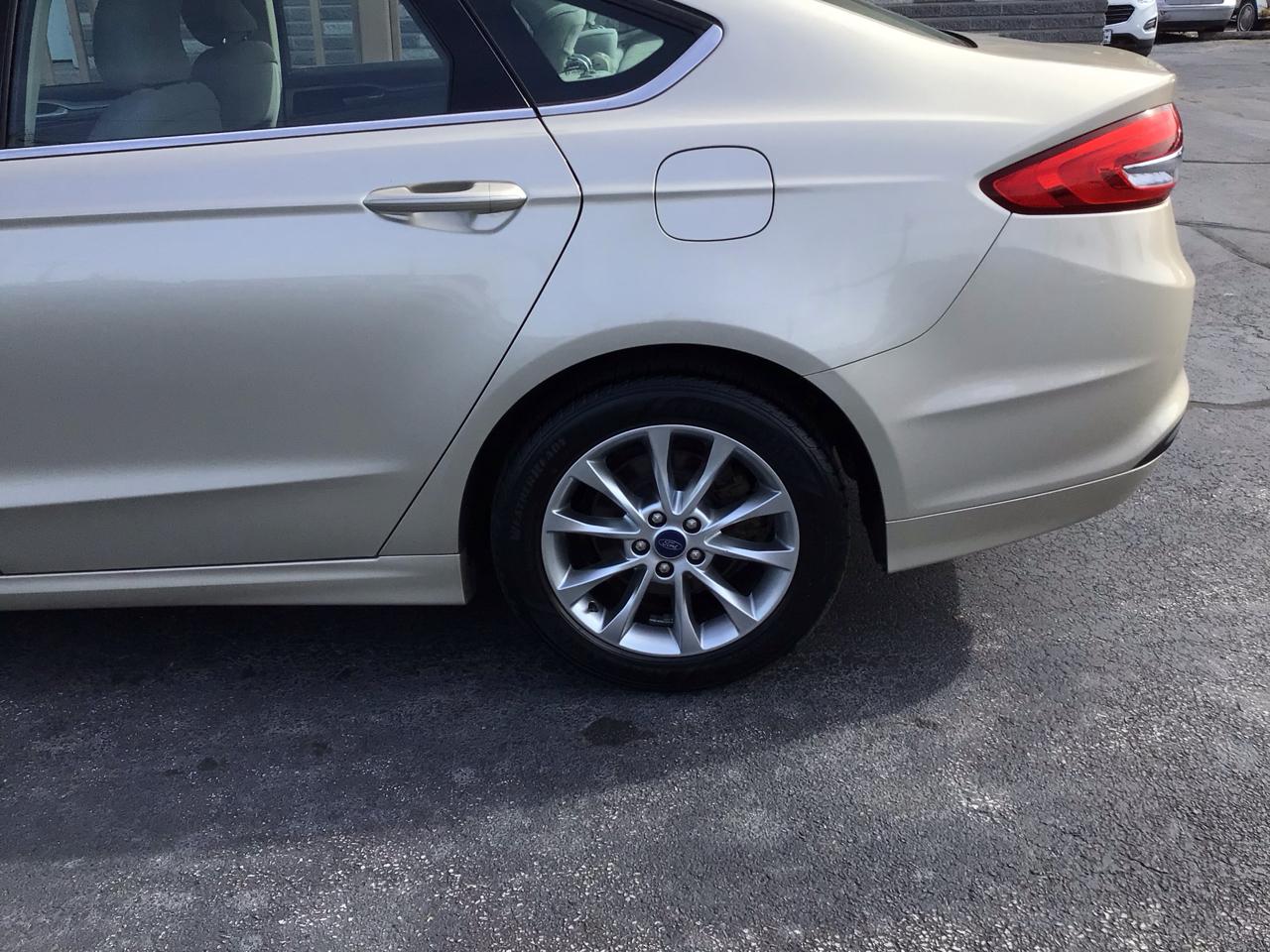 Ford Fusion SE FWD 2017