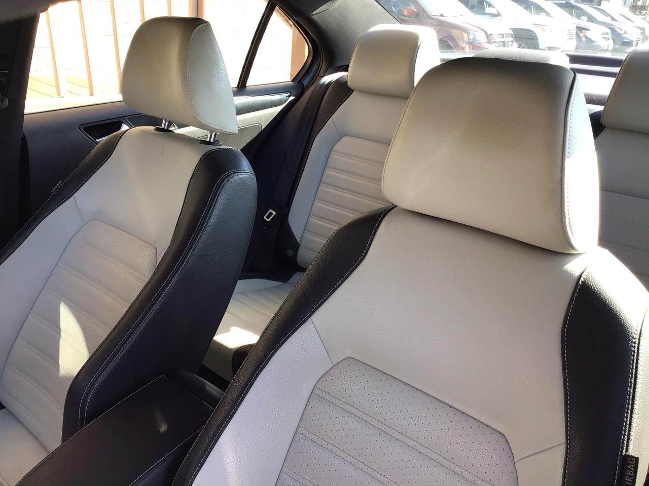 Volkswagen Jetta Sedan 4dr Auto 1.8T SE PZEV 2015