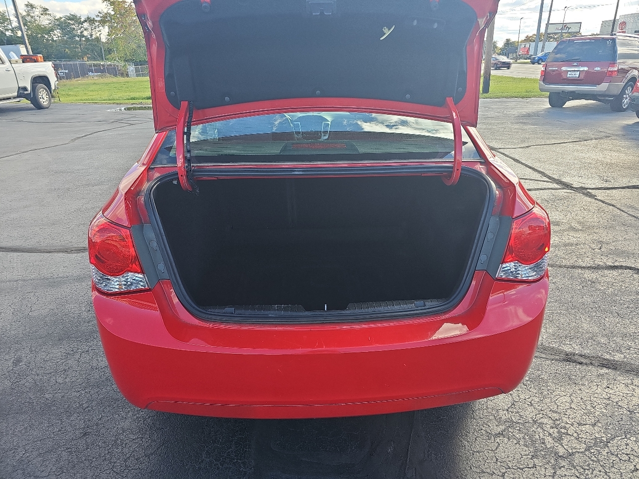 Chevrolet Cruze Limited 4dr Sdn Auto LT w/1LT 2016 Chevrolet Cruze Limited 4dr Sdn Auto LT w/1LT 2016