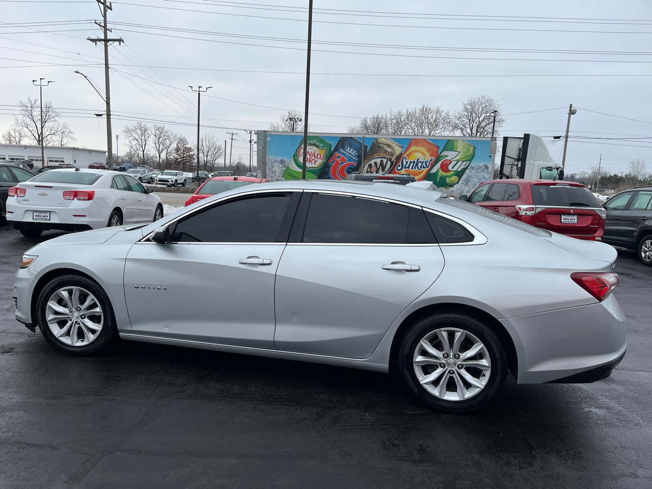 Chevrolet Malibu 4dr Sdn LT 2021