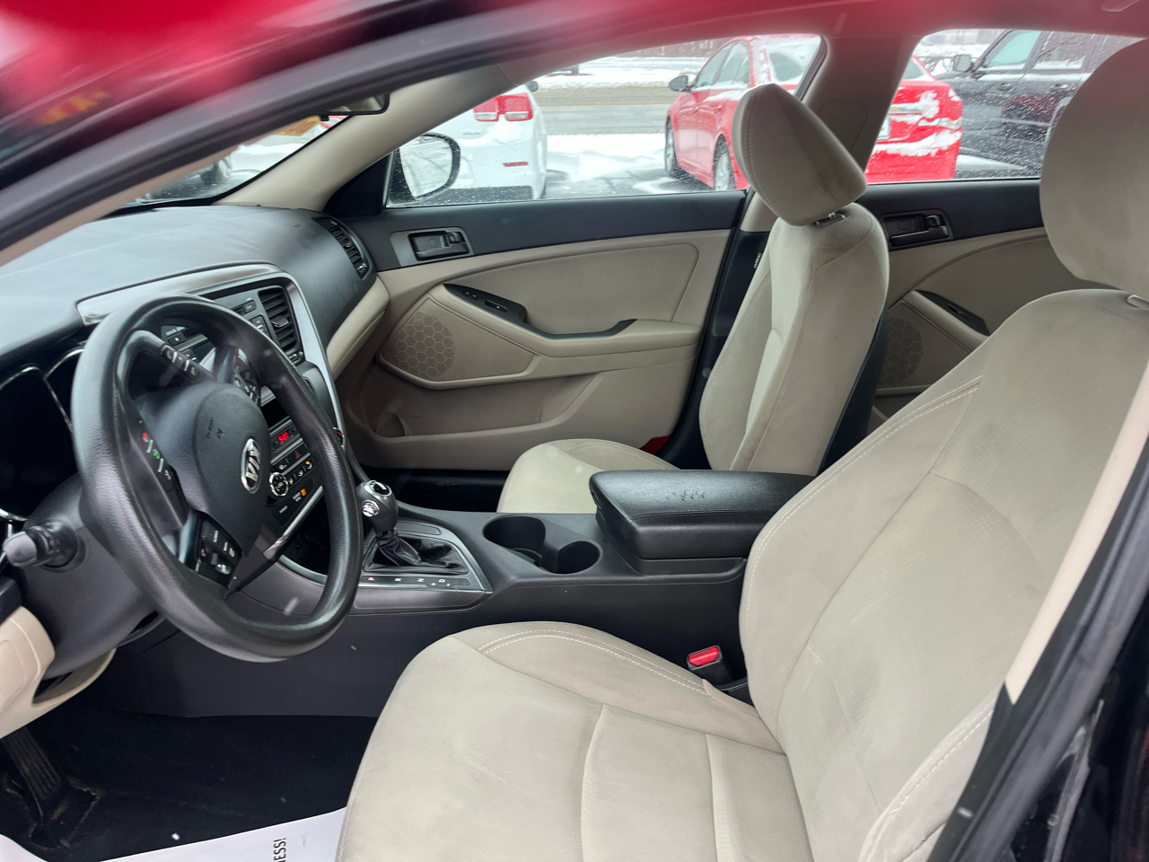 Kia Optima 4dr Sdn LX 2013