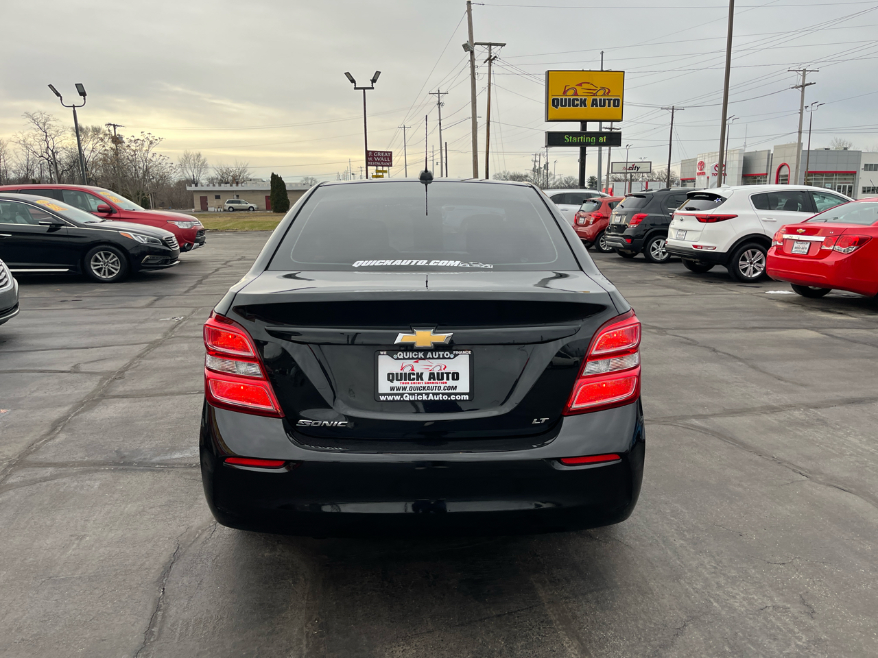 Chevrolet Sonic 4dr Sdn Auto LT 2018