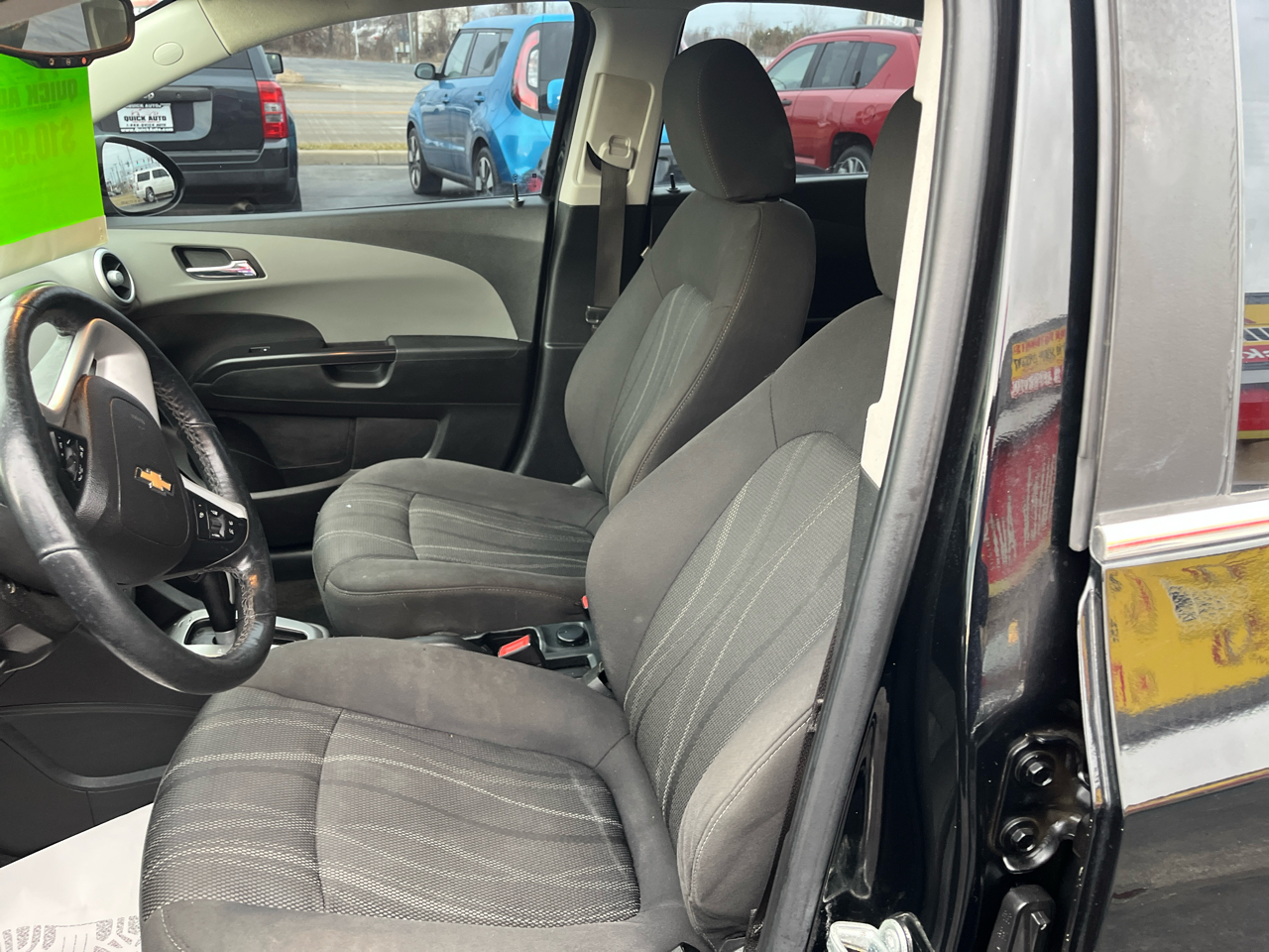 Chevrolet Sonic 4dr Sdn Auto LT 2018