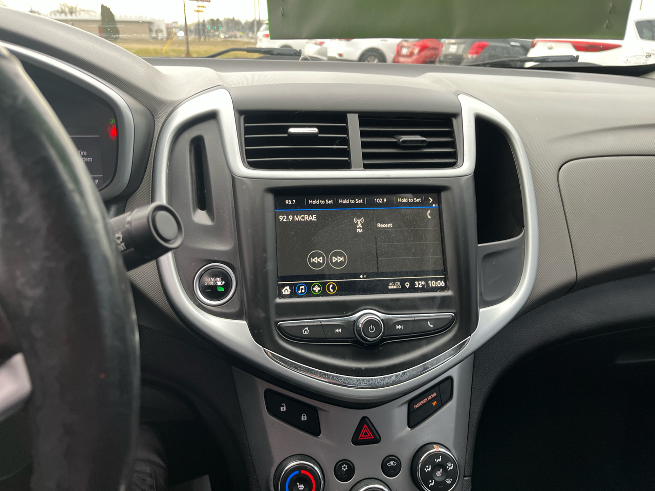 Chevrolet Sonic 4dr Sdn Auto LT 2018