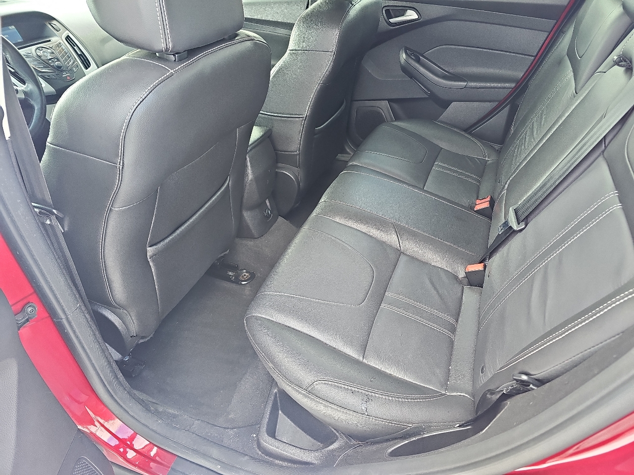 Ford Focus 4dr Sdn SE 2014