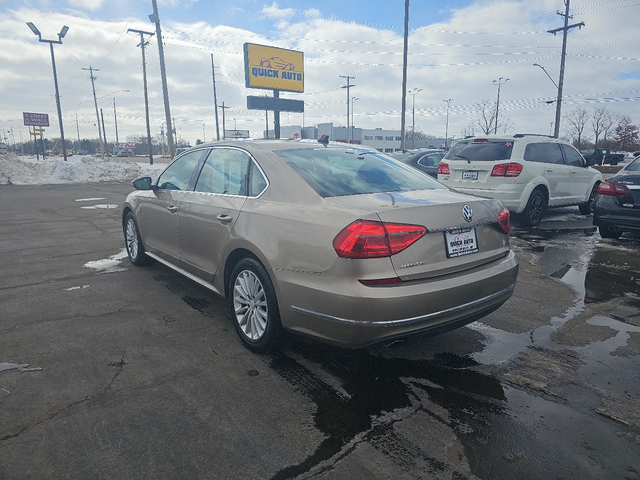 Volkswagen Passat 4dr Sdn 1.8T Auto SE 2016