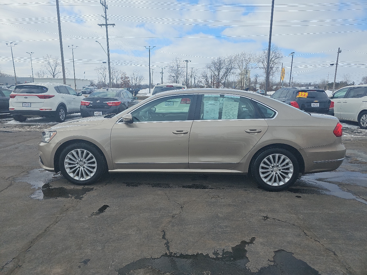 Volkswagen Passat 4dr Sdn 1.8T Auto SE 2016