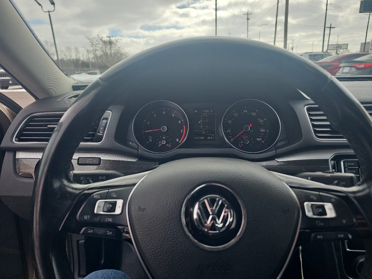 Volkswagen Passat 4dr Sdn 1.8T Auto SE 2016