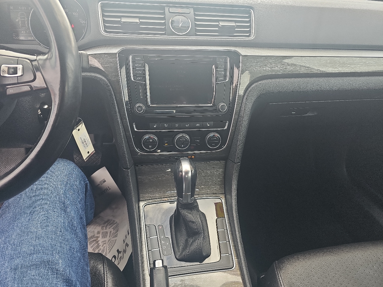 Volkswagen Passat 4dr Sdn 1.8T Auto SE 2016