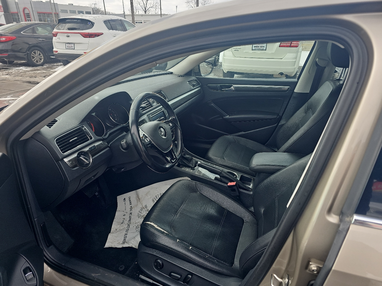 Volkswagen Passat 4dr Sdn 1.8T Auto SE 2016