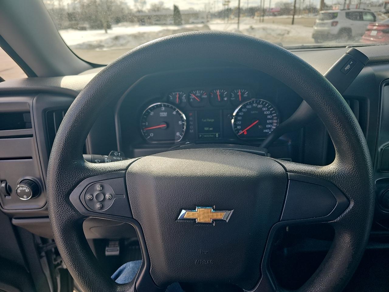 Chevrolet Silverado 1500 2WD Double Cab 143.5" Work Truck w/2WT 2014