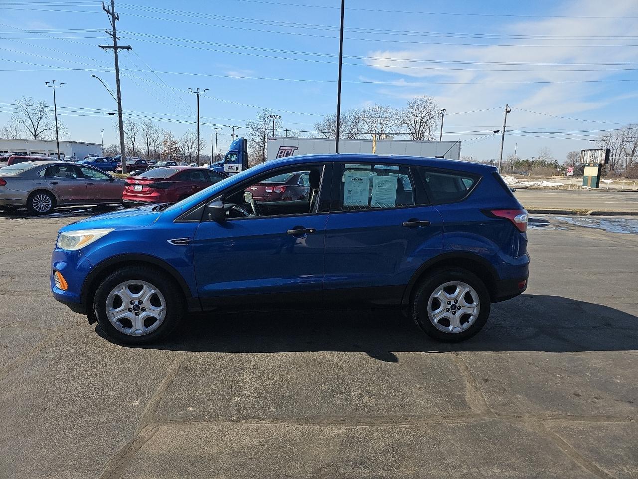 Ford Escape S FWD 2017