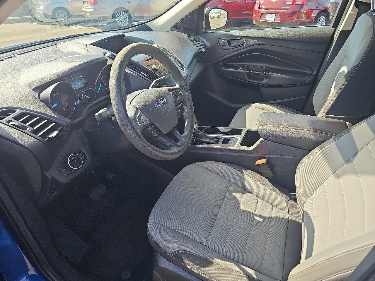 Ford Escape S FWD 2017