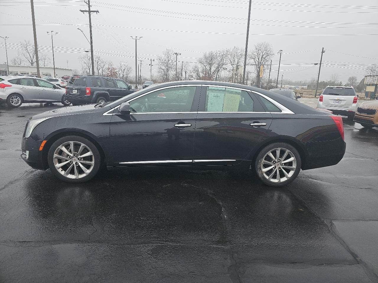 Cadillac XTS 4dr Sdn Luxury FWD 2014