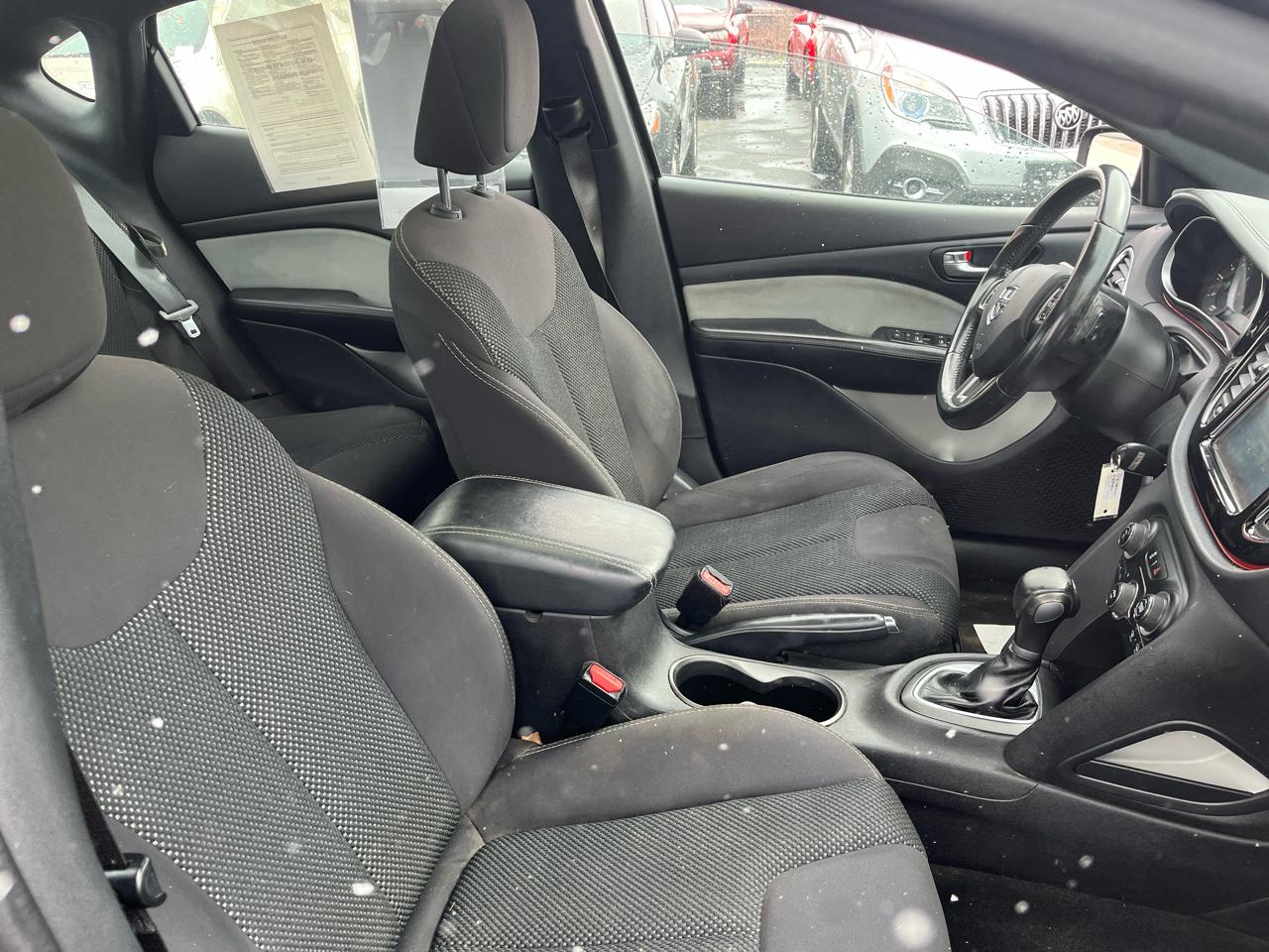 Dodge Dart 4dr Sdn SXT 2015