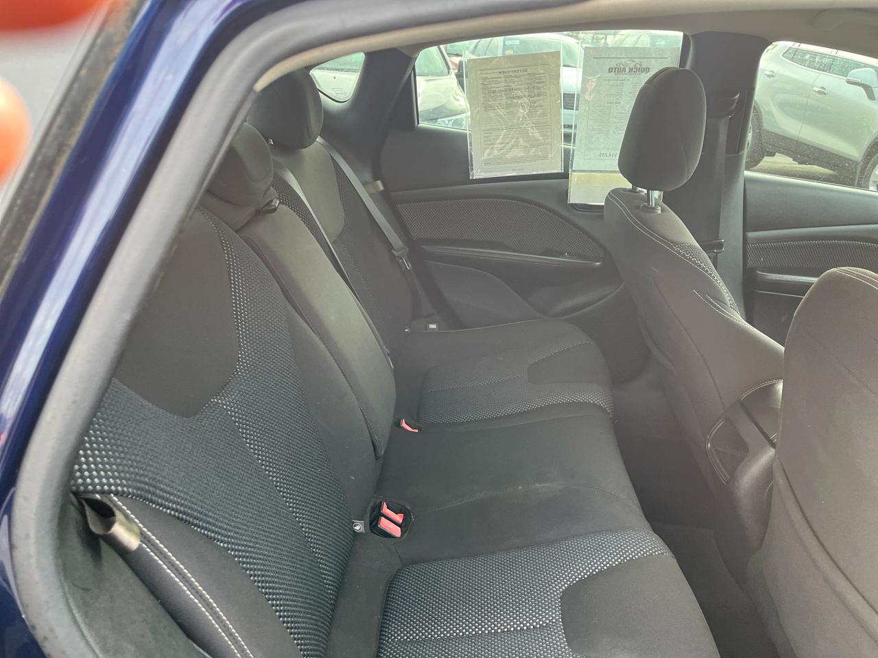 Dodge Dart 4dr Sdn SXT 2015