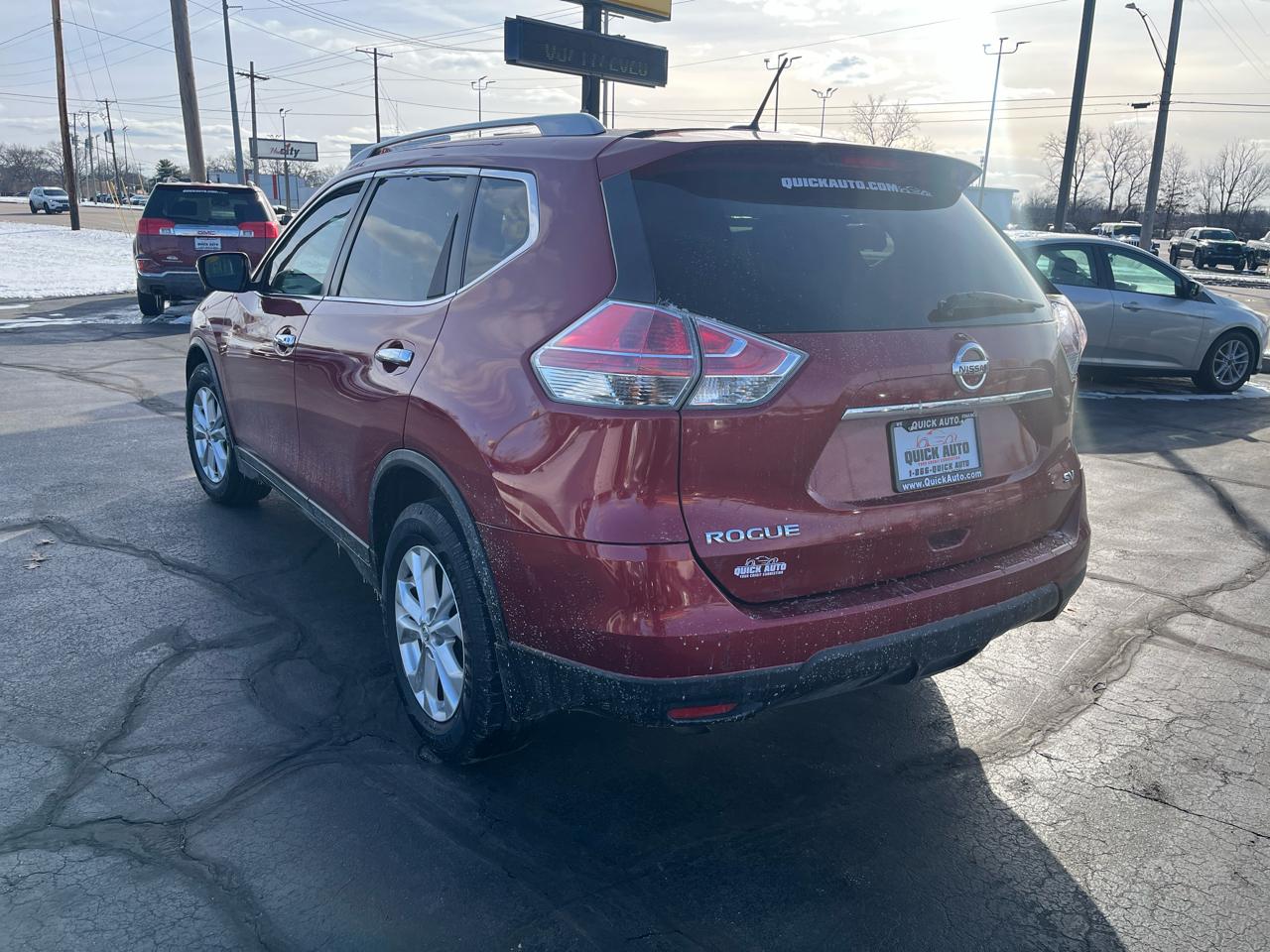 Nissan Rogue FWD 4dr SV 2016