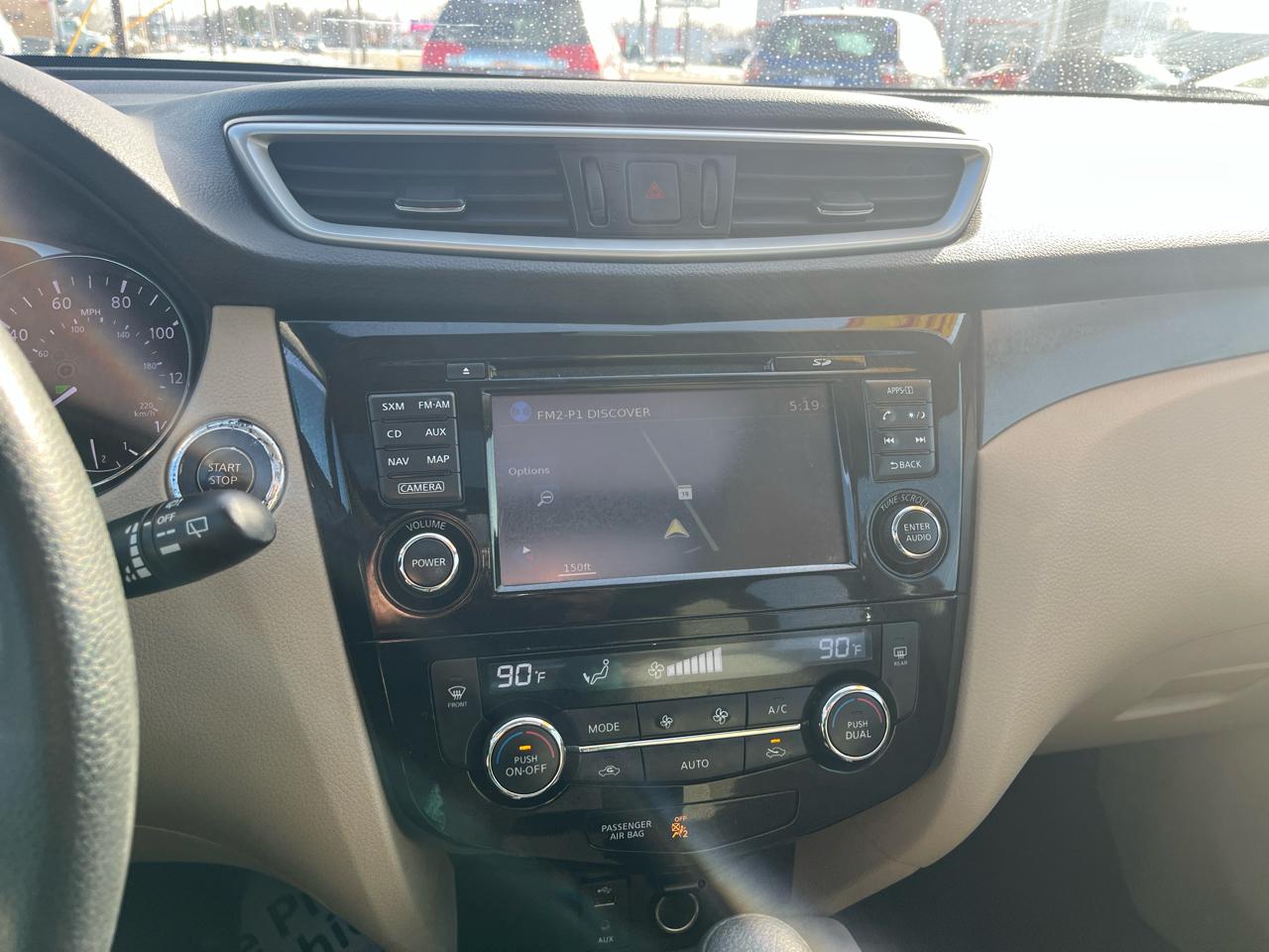 Nissan Rogue FWD 4dr SV 2016